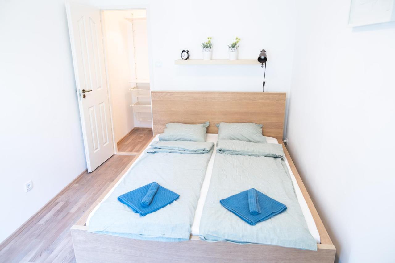 N28 Condo Apartment Next To Andrassy. Budapest Kültér fotó
