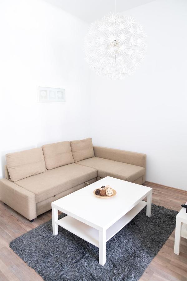 N28 Condo Apartment Next To Andrassy. Budapest Kültér fotó